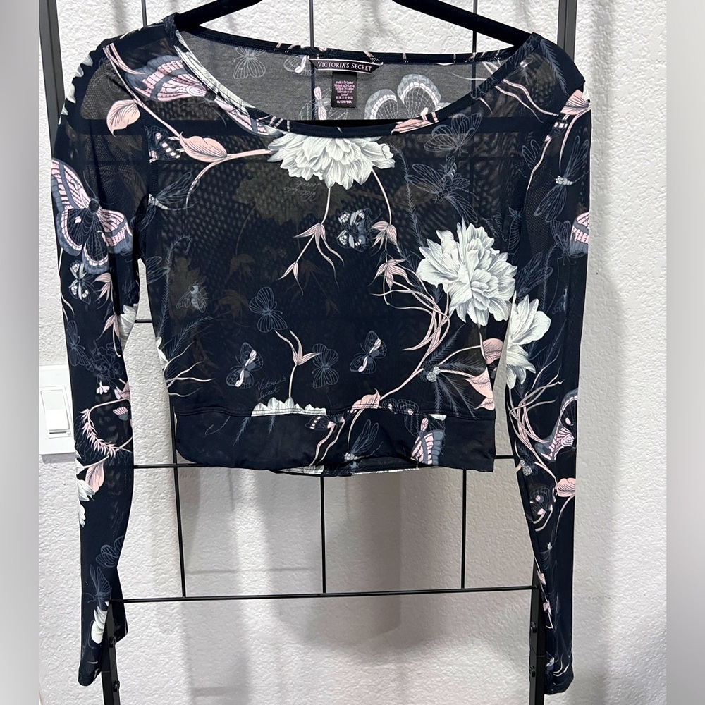 VS Sport Mesh Crop Shirt